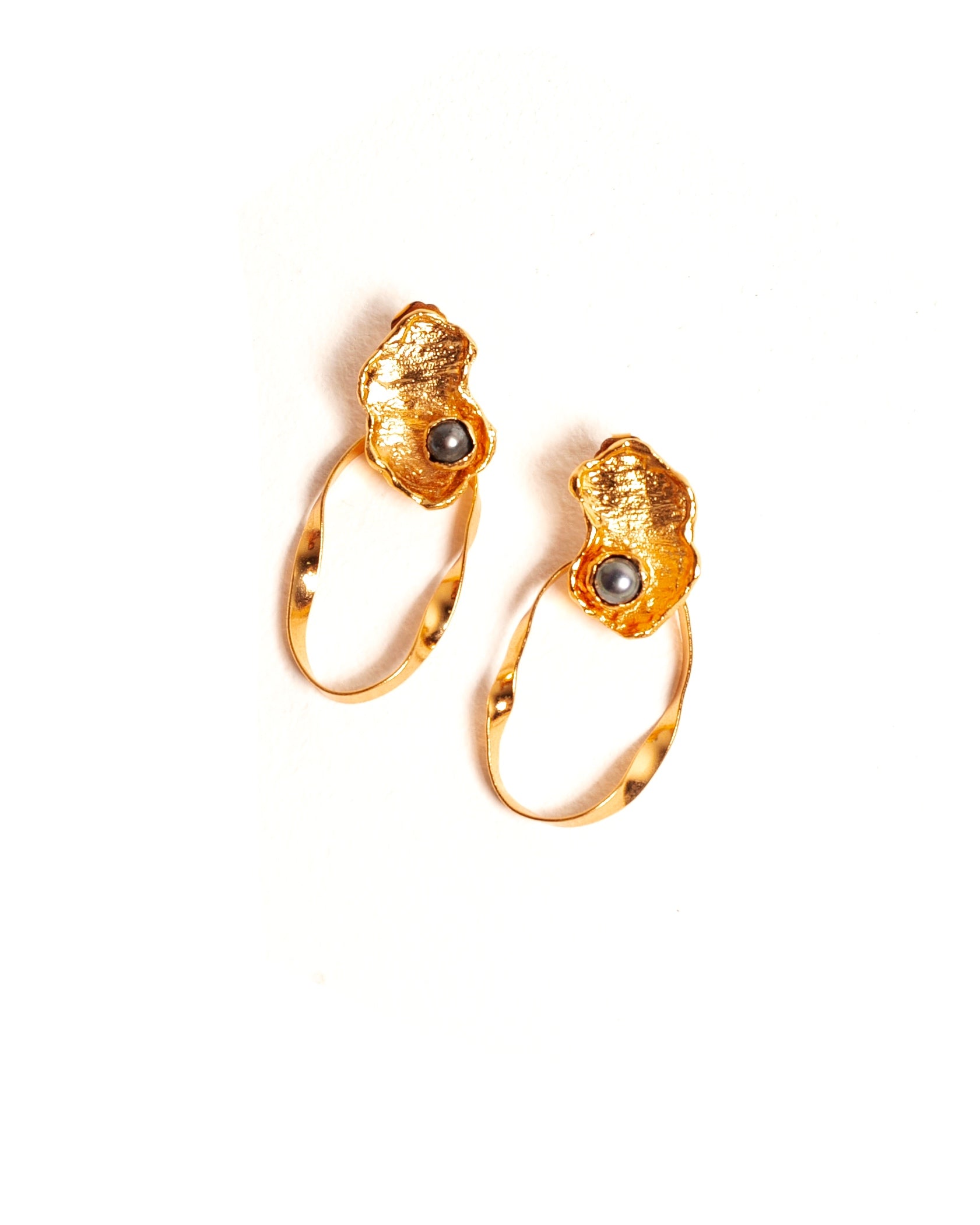 ARETES ALMA NEGRA GOLD