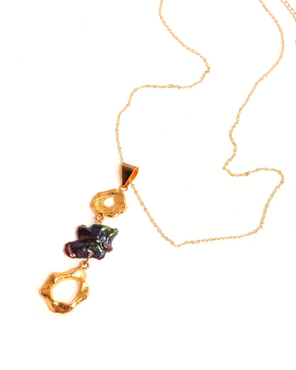 Collar Alma de Ferozza en bronce con baño de oro 24k y piedra natural — vista 4