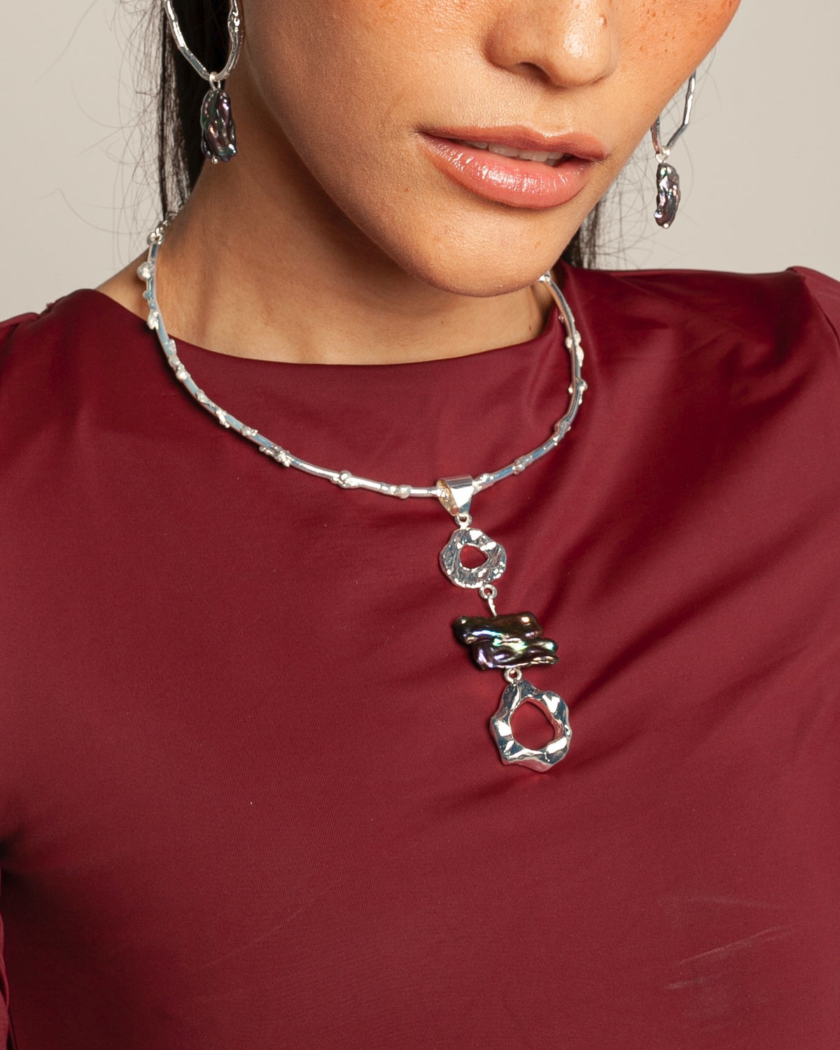 Collar Alma Noira de Ferozza, choker 2 en 1 con dije de piedra natural — vista 3