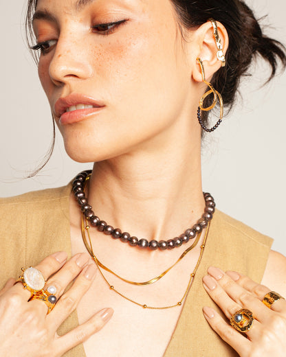 Collar Aura de Ferozza, de perlas naturales oscuras con broche reversible — vista 3
