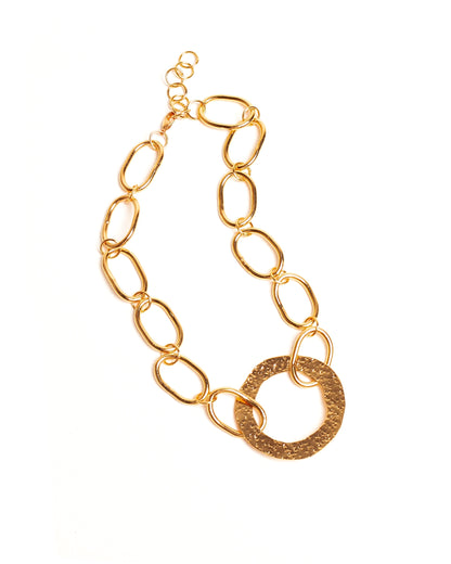 Collar Bruma de Ferozza en bronce con baño de oro 24k, de textura marcada — vista 4