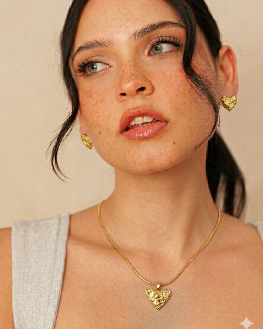 COLLAR ESCENCIA