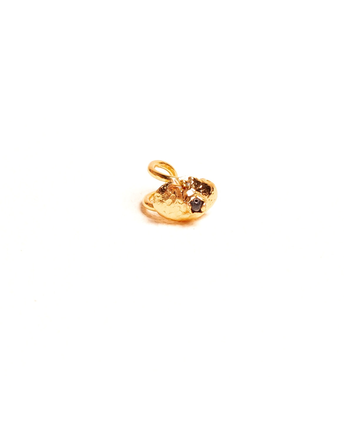 Earcuff Umbra de Ferozza con piedra natural sobre bronce con baño de oro 24k, sin perforación — vista 4