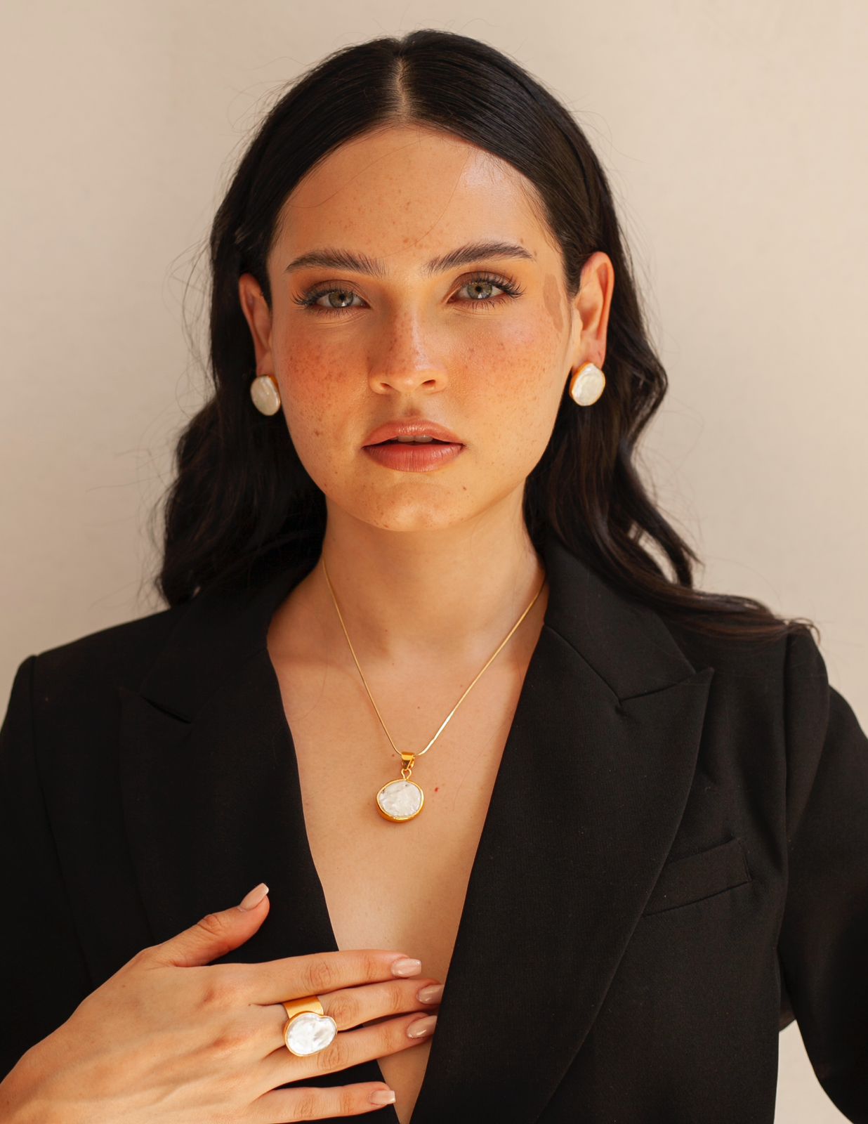 ANILLO MADRE PERLA